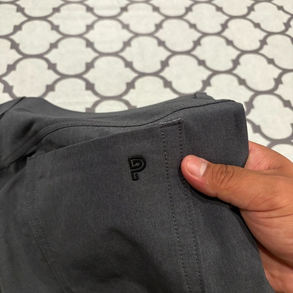 Public Rec Workday Tech 5 Pocket Pants Men 34x31 Stretch Comfort Work Golf $108 - Picture 8 of 12